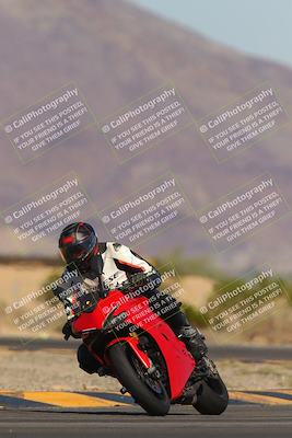 media/Nov-06-2023-Moto Forza (Mon) [[ce023d0744]]/3-Intermediate Group/Session 3 (Turn 5)/